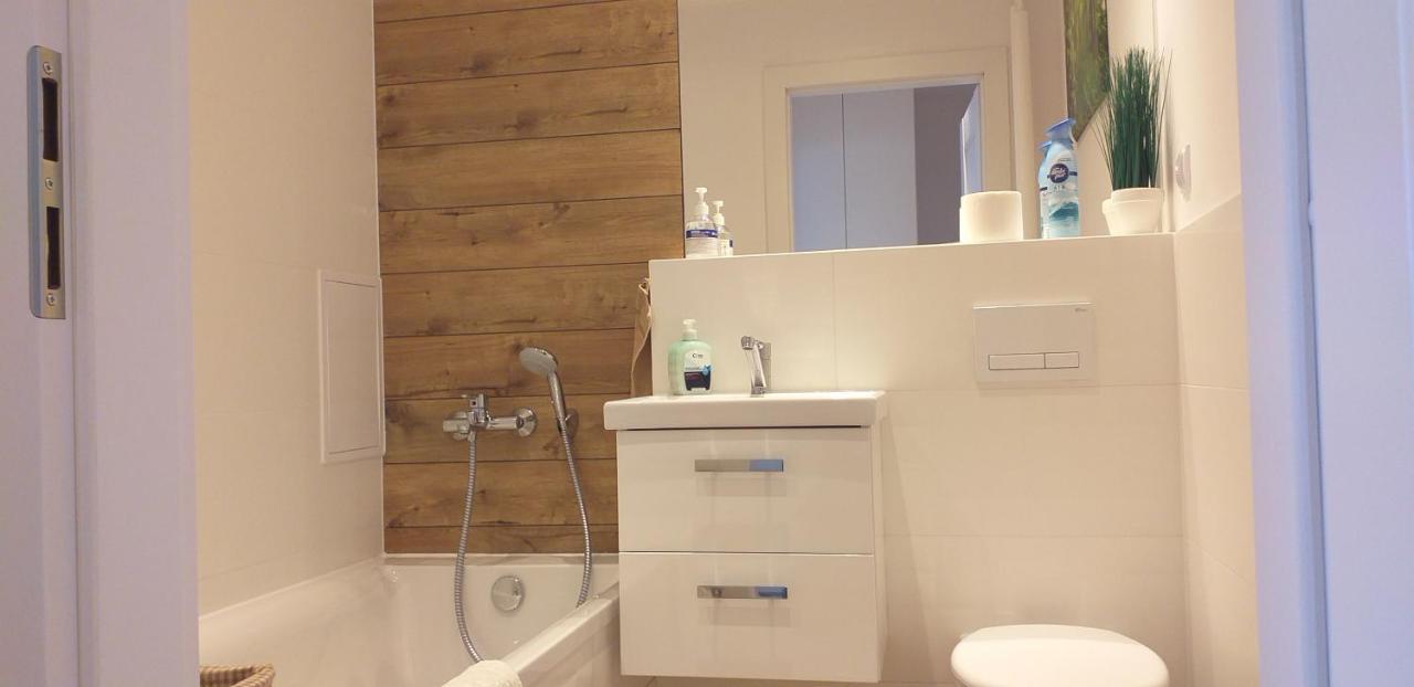 Apartament Wik-Mar Διαμέρισμα Έλμπλαγκ Εξωτερικό φωτογραφία